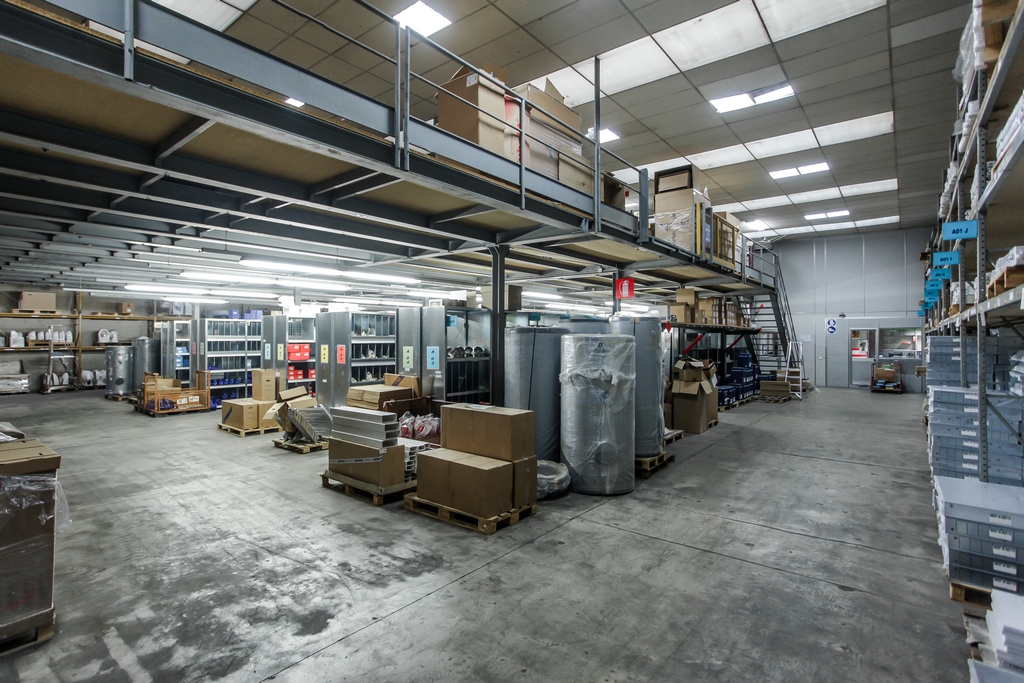 Gewerbegebäude in Bozen Süd - Renditeobjekt