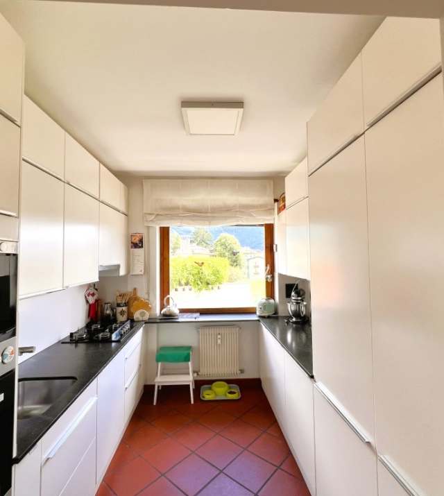 Großzügige und helle Vierzimmerwohnung mit Panoramaterrasse in der Guntschnastraße – Bozen Gries