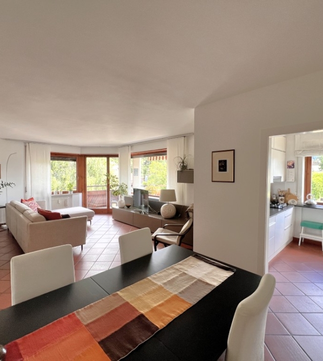 Großzügige und helle Vierzimmerwohnung mit Panoramaterrasse in der Guntschnastraße – Bozen Gries