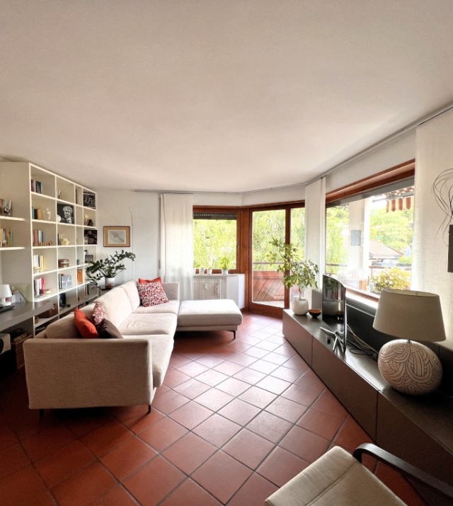 Großzügige und helle Vierzimmerwohnung mit Panoramaterrasse in der Guntschnastraße – Bozen Gries