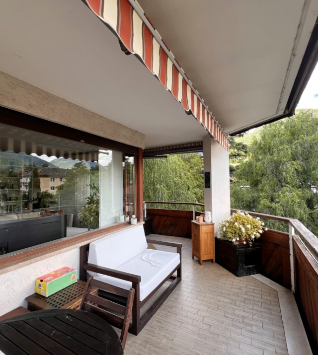 Großzügige und helle Vierzimmerwohnung mit Panoramaterrasse in der Guntschnastraße – Bozen Gries