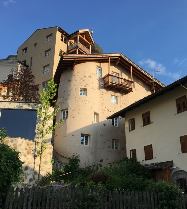 Reizende Zweizimmerwohnung in historischem Gebäude – Völs am Schlern