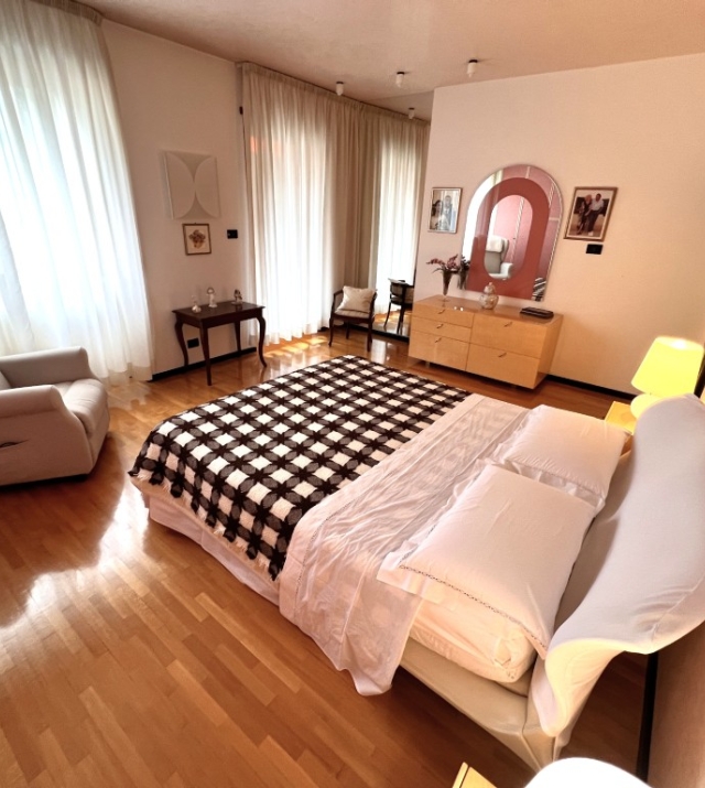 Eleganz und Wohnkomfort in Bozen Gries – großzügige Wohnung mit Garage
