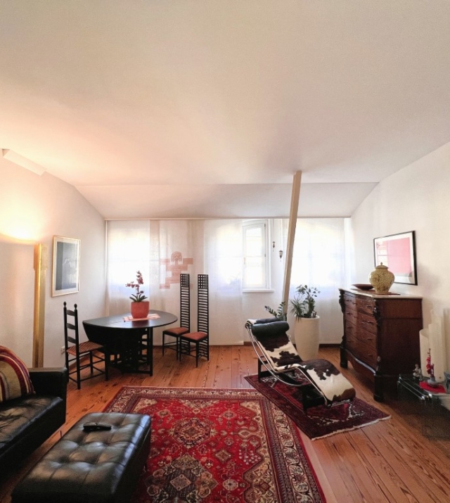 Elegante Dachgeschosswohnung im Herzen der Bozner Altstadt