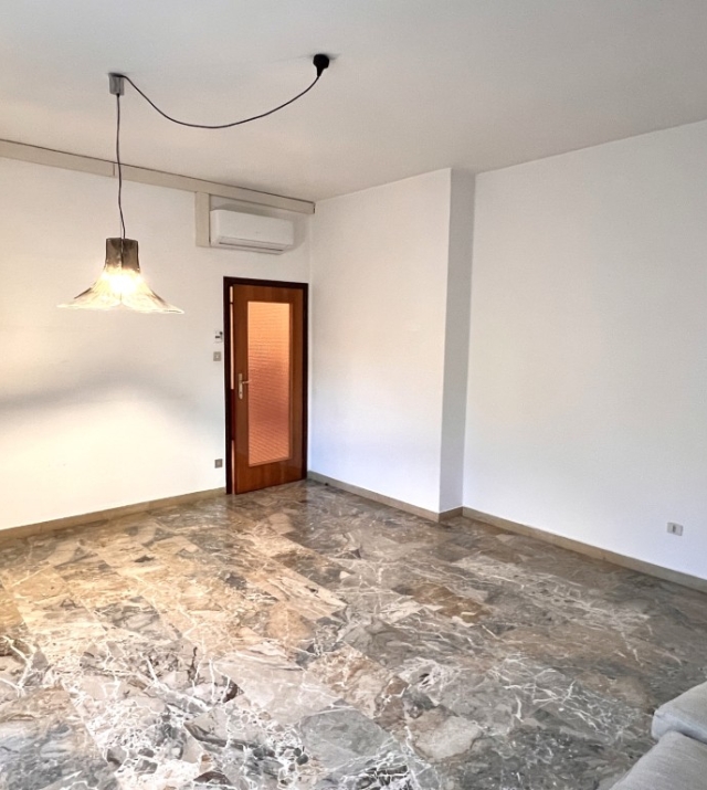 Helle Dreizimmerwohnung in der Schmiedgasse