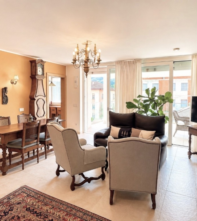 Elegante appartamento di nuova generazione con ampia loggia – a pochi passi dal centro di Bolzano
