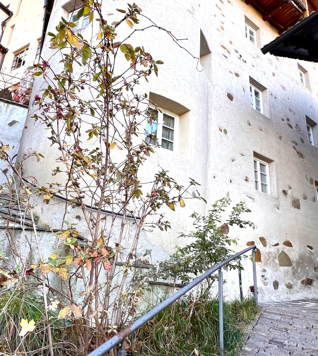 Reizende Zweizimmerwohnung in historischem Gebäude – Völs am Schlern