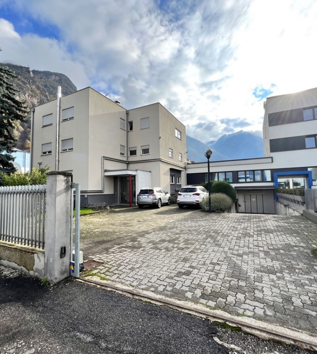 Gewerbeimmobilie in Leifers Süd